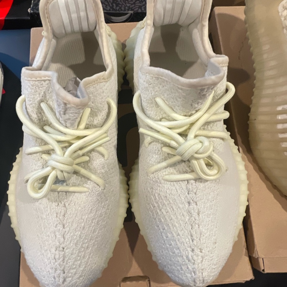 Jordan & yeezy - Picture 10 of 15
